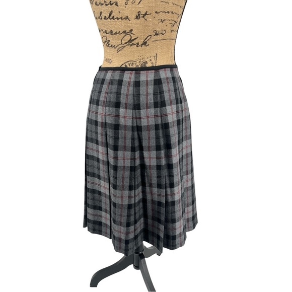 Vintage Brahmin Wool Gray Black Tartan Plaid Skirt Pleated‎ Wrap Style Classic - Picture 7 of 13